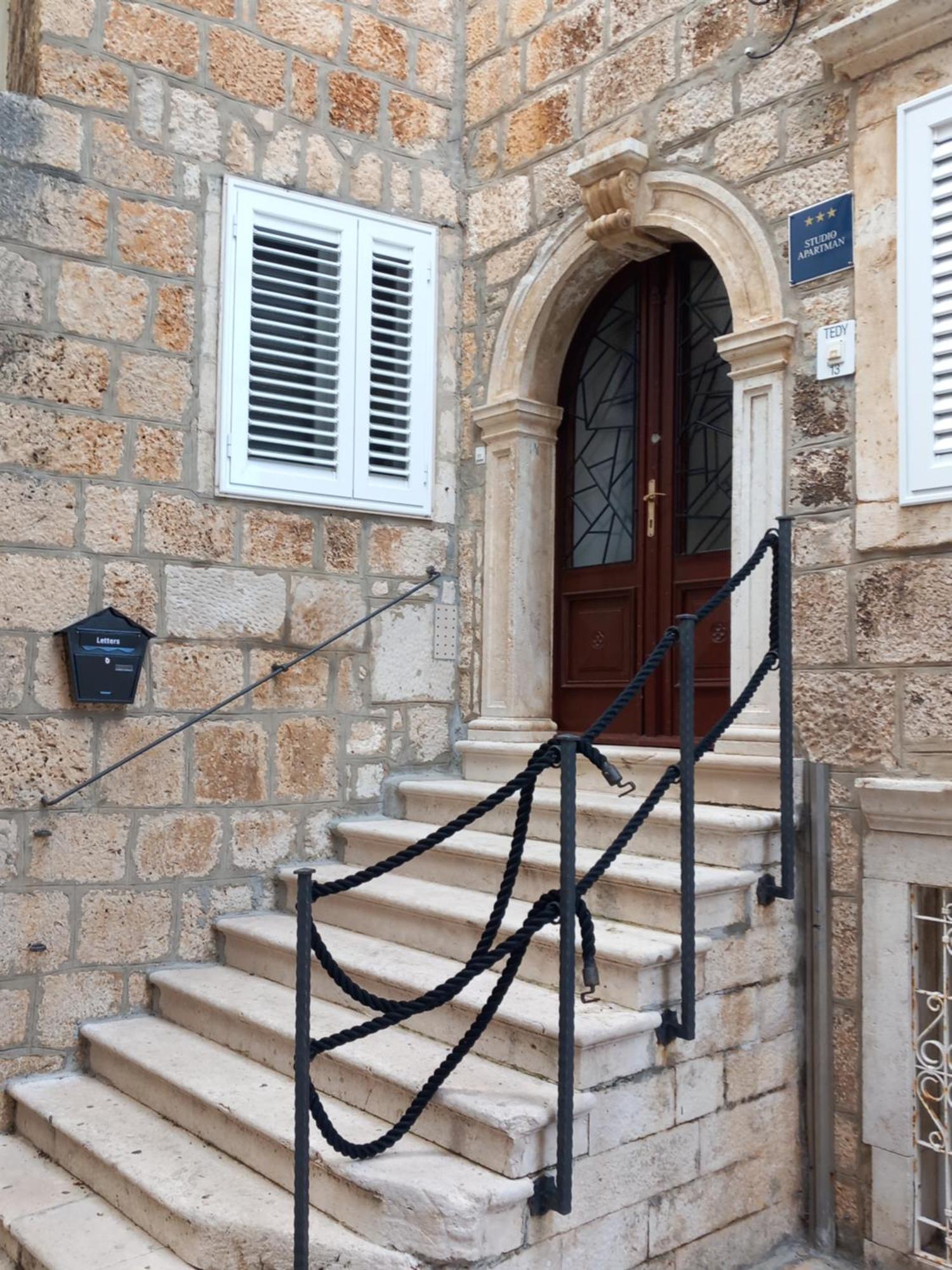 Studio Apartman Tedy Hotell Korčula Eksteriør bilde